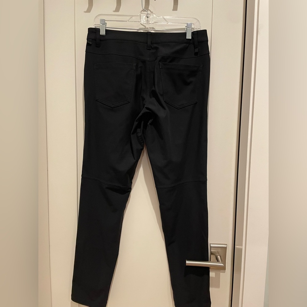Men’s Lululemon ABC Slim Fit 5 Pocket Pant 32L Warpstreme Black Pants - Picture 3 of 4